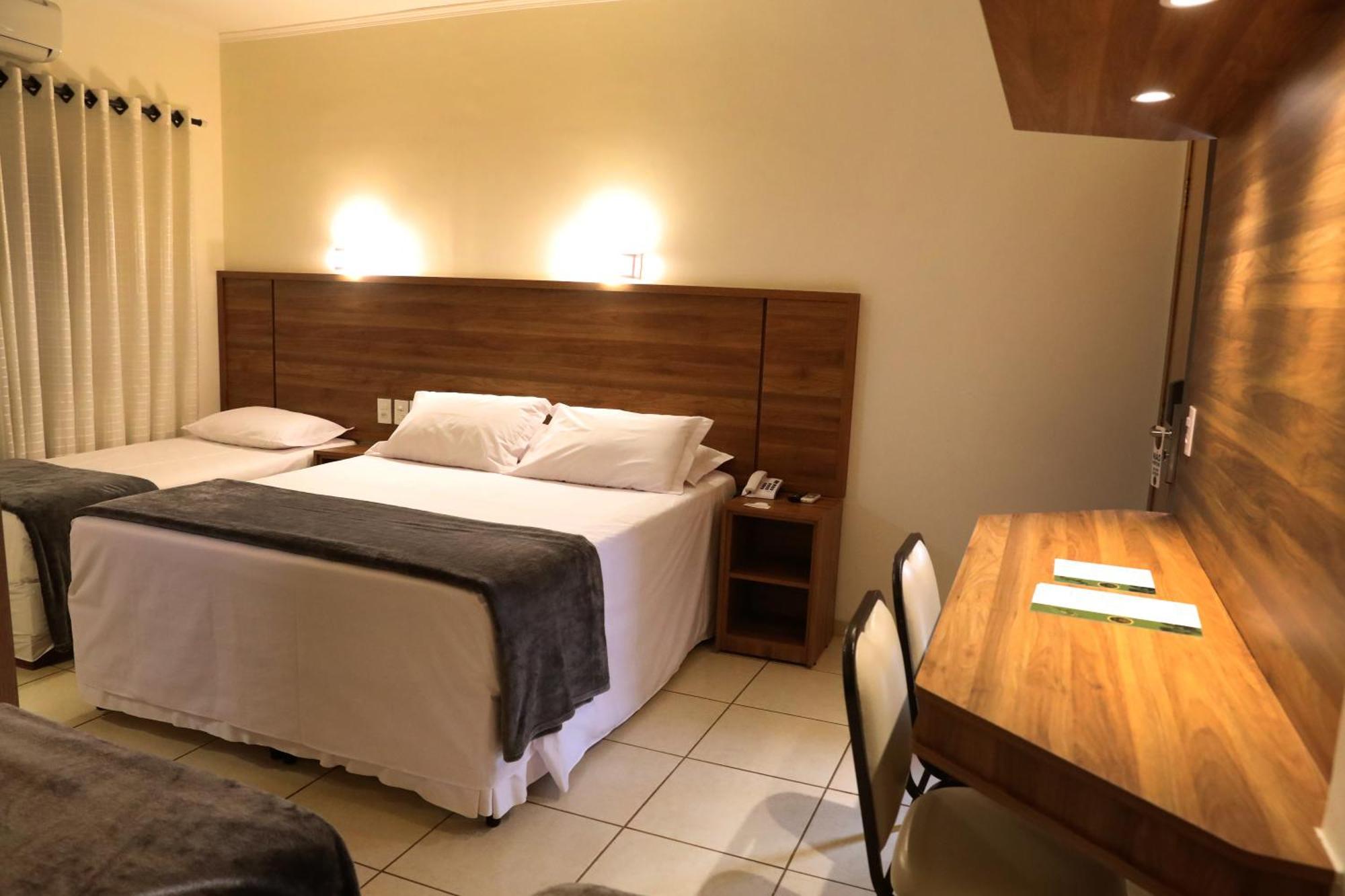 Hotel Roda D'Agua Andradina Zimmer foto