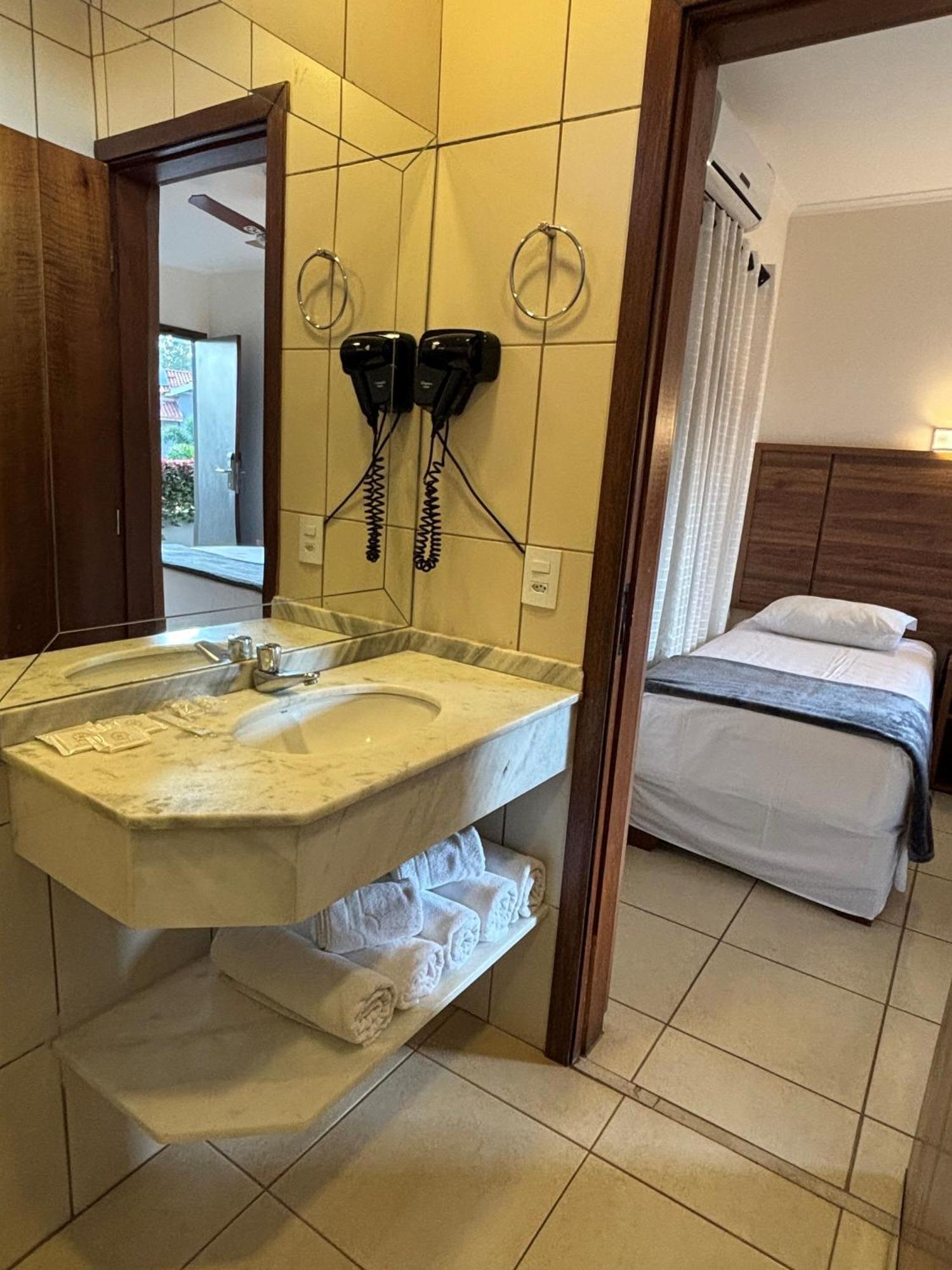 Hotel Roda D'Agua Andradina Zimmer foto
